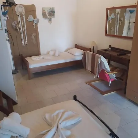 宾馆 Skyros Seafront Studio-A Breath Away To The Beach
