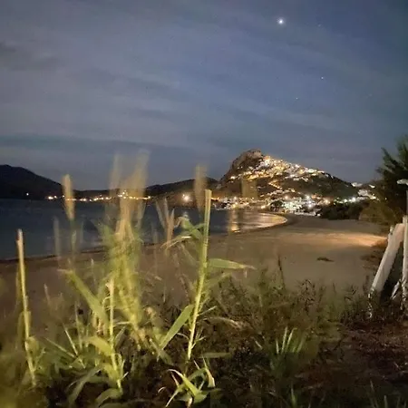 宾馆 Skyros Seafront Studio-A Breath Away To The Beach 斯基罗斯岛